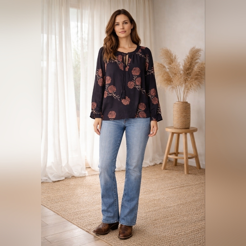 Pale Sky Anthropologie Floral Boho Peasant Blouse Tie-Neck Top | Size L